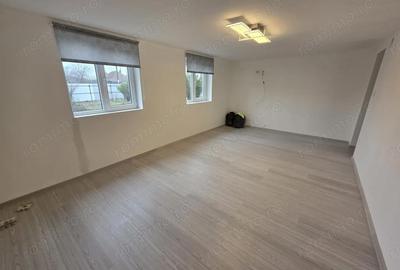 Casă cu 2 camere cu Teren 732 Mp în Tormac - 17