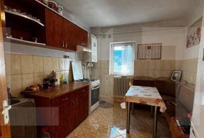 Apartament cu 3 camere decomandat, mobilat în Central - 7