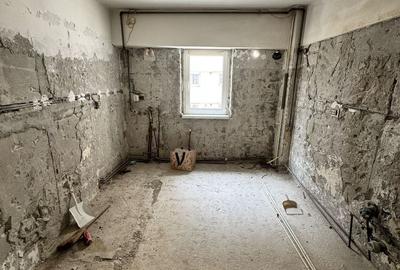 Apartament cu 3 camere decomandat în Capitol - 5