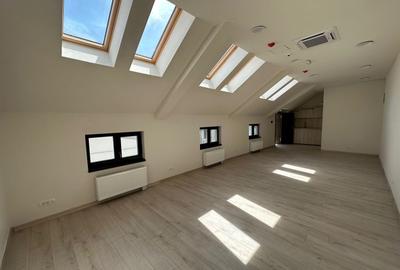 Birou, de 348 mp, în Ultracentral - 2