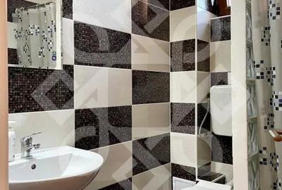 Pensiune cu 7 camere de vanzare in Baile 1 Mai - 12