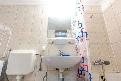 Casa individuala cocheta, 1 dormitor, renovata, Str. Lunga - Central Casa individuala cocheta, 1 dormitor, renovata, Str. Lunga - Central - 8