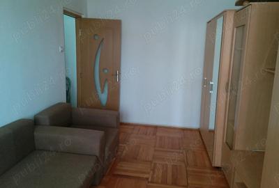 Garsonieră decomandată, mobilată în Girocului - 4