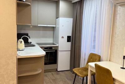 Apartament cu 2 camere decomandat în Spitalul Județean