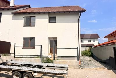 De vanzare casa tip duplex cu terasa, curte si anexa in Selimbar, Sibiu - 11