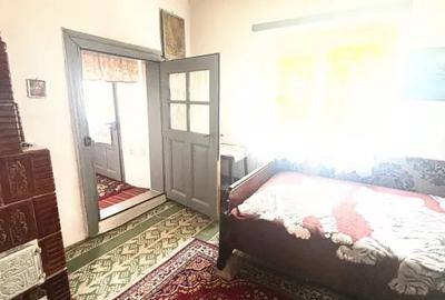 Casă cu 3 camere în Ulmu - 8