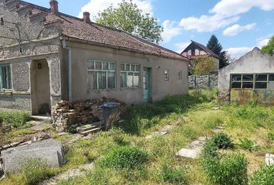 Casă cu Teren 430 Mp în Medicină - 2