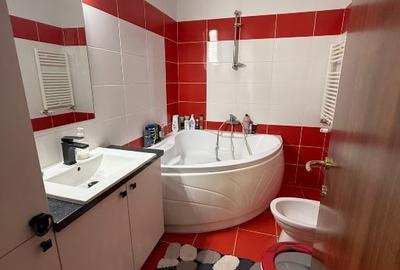 Apartament cu 3 camere decomandat în Nufărul - 7