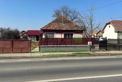 Casă individuală cu 3 camere cu Canalizare în Sântionlunca - 1