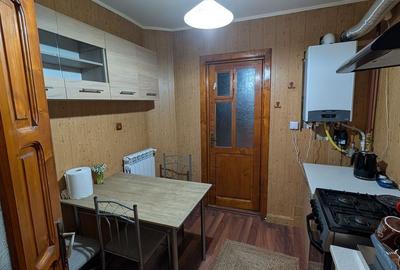 Apartament cu 2 camere în Micro 20 - 3