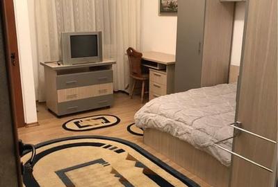 Apartament cu 3 camere în Central - 1