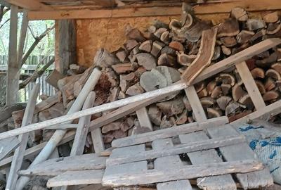 Casă cu 2 camere cu Teren 3000 Mp în Diculești - 6