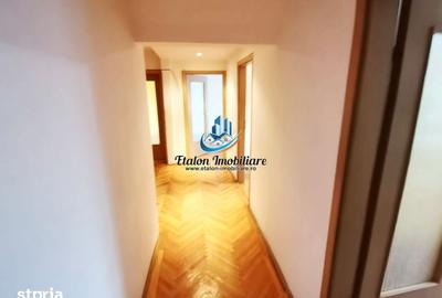 Apartament cu 3 camere decomandat în Sud - 9