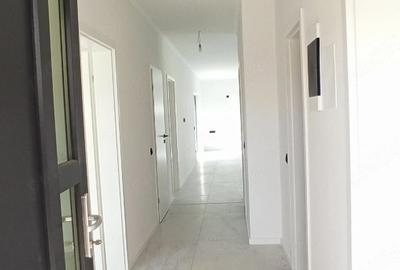 Casă cu 7 camere cu Teren 420 Mp în Odoreu - 8