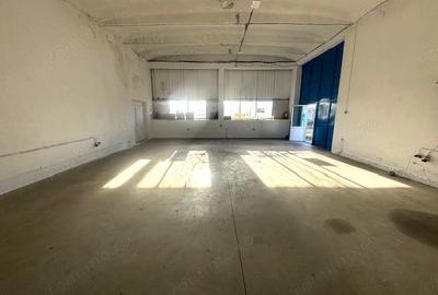 Spațiu comercial, de 143 mp, în Central - 2