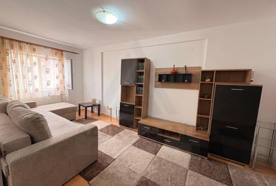 Apartament cu 2 camere semidecomandat în Broscărie - 1