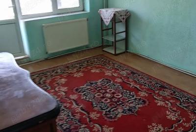 Apartament cu 3 camere decomandat în Gară - 1