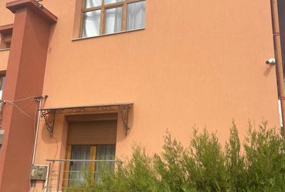 Casă cu 4 camere cu Teren 1750 Mp în Titan - 4