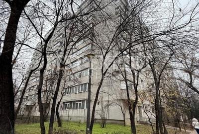 Apartament 3 camere Campia Libertatii -Geam la Baie - 13