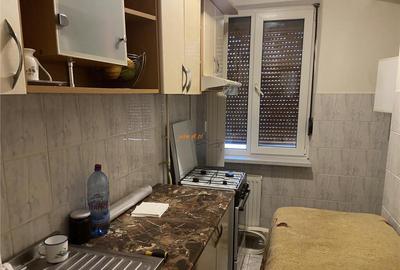 Apartament 3 camere , zona cartier Sud , 52 mp , decomandat - 6