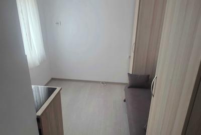 Garsonieră semidecomandată în CET - 4