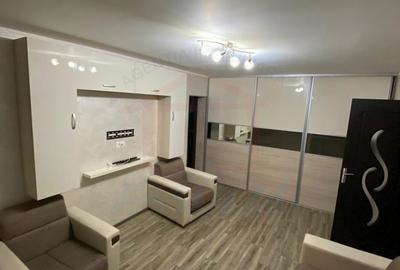 Apartament cu 3 camere semidecomandat, mobilat în Țiglina 1 - 1