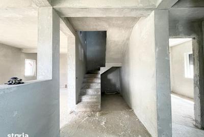 Casă cu 5 camere cu Teren 315 Mp în Moșnița Nouă - 14