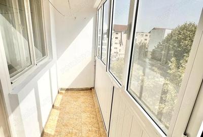 Apartament 3 camere, zona Castelul de Apa - 1