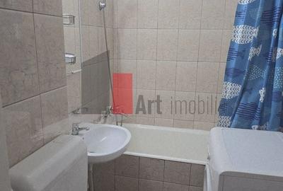 Garsonieră decomandată, mobilată în Costin Georgian - 9