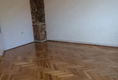 Casă cu 3 camere în Central - 9