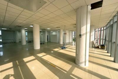 Spa?iu comercial de 300 mp de inchiriat in Gala?i Loca?ie excelenta pe Bulevardul George Co?buc - 2