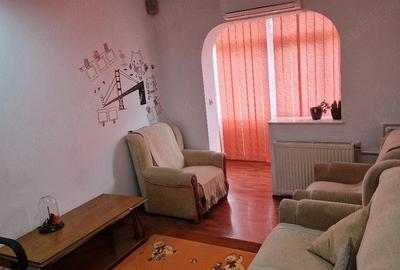 Apartament cu 3 camere decomandat în Ostroveni - 8