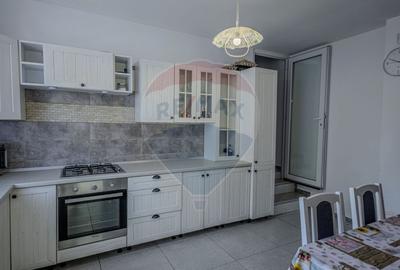 Casă de vânzare cu cabinet stomatologic – Chitila - 2