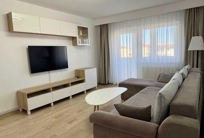 Apartament cu 2 camere decomandat în Ștrand