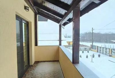 Casă cu 5 camere cu Garaj în Crasna - 18