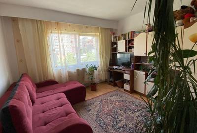 Apartament de vânzare, 2 camere, decomandat, 48 mp, etaj 2/4, Mărăști Dâmboviței
