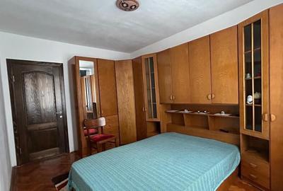 Apartament cu 3 camere decomandat, mobilat în Vlahuță - 4