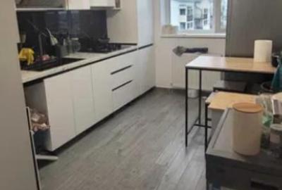 Apartament 3 camere, decomandat - zona Tractorul Apartament 3 camere, decomandat - zona Tractorul - 4