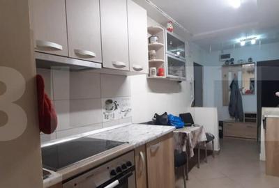 Apartament de vanzare, 86 mp, zona Micro 17 - 7
