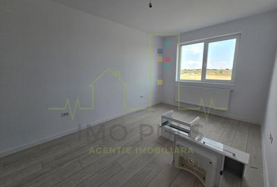 Apartament cu 3 camere semidecomandat în Braytim - 2