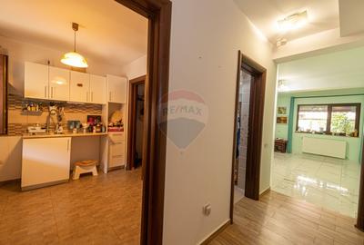 Casa de vanzare 4 cam +Pod, loc de parcare STB, Metrou Drumul Taberei Casa de vanzare 4 cam +Pod, loc de parcare STB, Metrou Drumul Taberei - 2