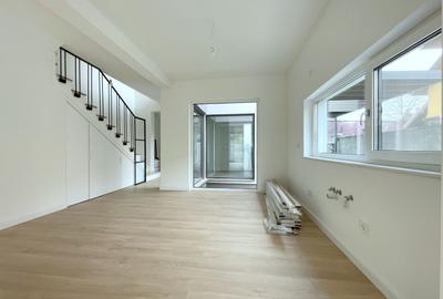 Duplex cu 4 camere cu Canalizare în Lipovei - 3