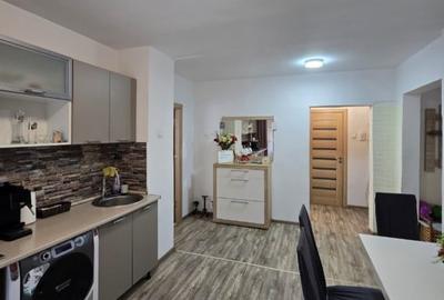Apartament 3 camere - Ștefan cel Mare, etaj 2 - 9