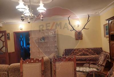 Casa de vanzare in Moinesti, jud. Bacau - 2