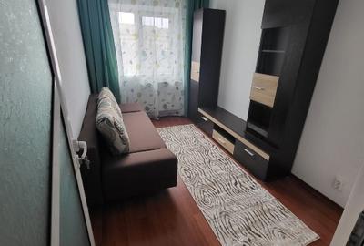 Apartament cu 3 camere decomandat în Galata - 6