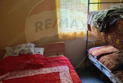 Casă cu 5 camere cu Teren 2000 Mp în Mărgău - 4