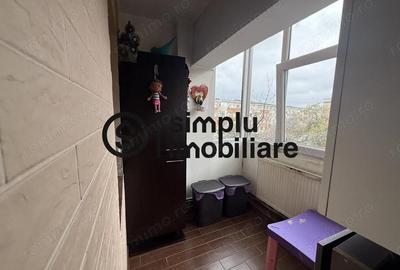 Apartament cu 4 camere decomandat în 1 Mai