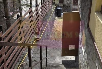 Duplex cu 4 camere cu Canalizare în Central - 37