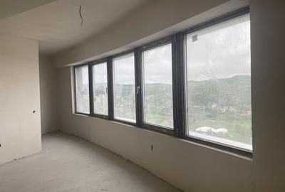 Penthouse de vanzare cu 5 camere, suprafata 210 mp, zona Manastur