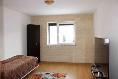 Apartament nedecomandat în Bartolomeu - 2